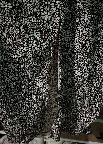 V Yaka Düğmeli Uzun Casual Elbise - Görsel 2