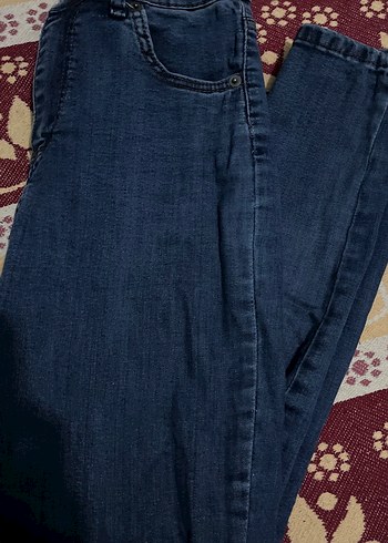 Lacivert Bağlama Desenli Düğmeli Kadın Jean