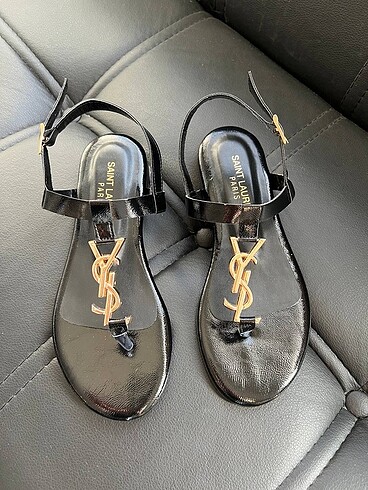39 Beden Yves Saint Laurent Sandalet
