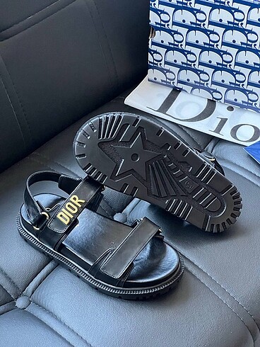 37 Beden Dior Sandalet