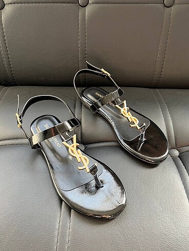 Yves Saint Laurent Yves Saint Laurent Sandalet