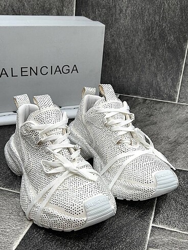36 Beden beyaz Renk Balenciaga İthal Sneaker