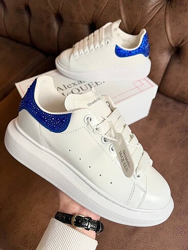 Alexander Mcqueen Sneaker