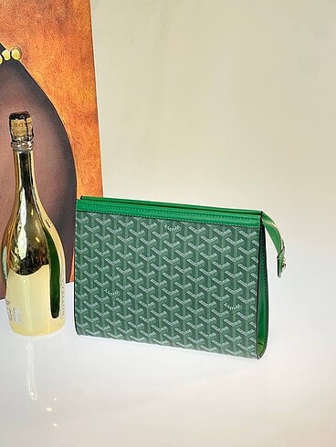 Goyard Clutch