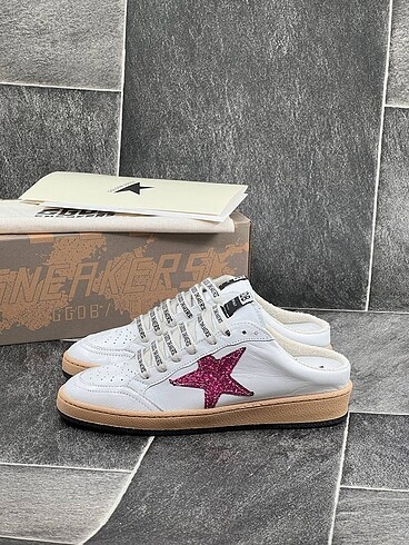 37 Beden beyaz Renk Golden Goose İthal Hakiki Deri Sneaker