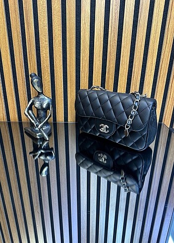  Beden siyah Renk Chanel 1.75 Çanta