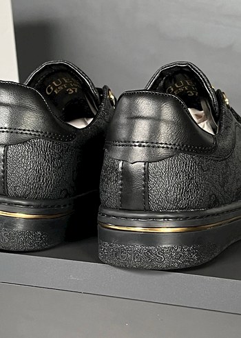 GUESS Kadın Sneaker - Görsel 2