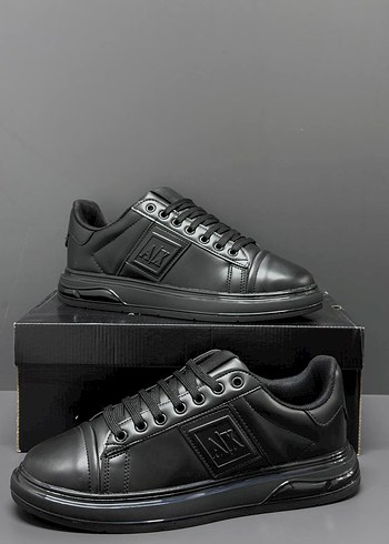 Armani Sneaker
