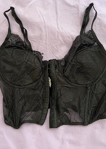 Siyah Dantelli Strappy Göğüs Korsesi