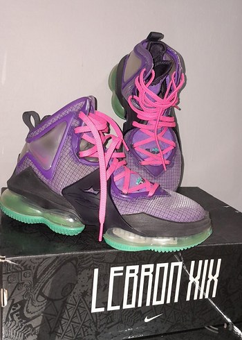 LeBron XIX Mor Basketbol Ayakkabısı - Görsel 2