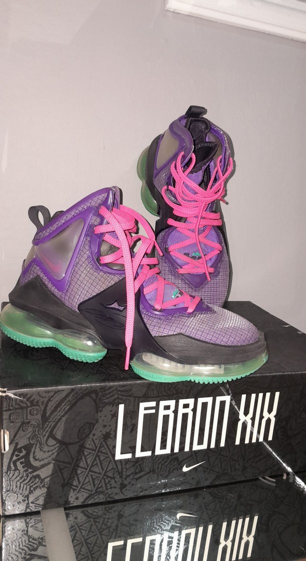 LeBron XIX Mor Basketbol Ayakkabısı - Görsel 2