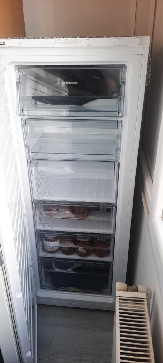 Beyaz Dikey Derin Dondurucu - Görsel 2