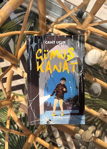 Gümüş Kanat - Cahit Uçuk