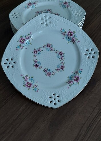 6 adet pasta tabağı 
