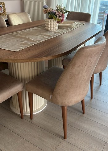 Diğer Acil satılık yemek masası takımı
