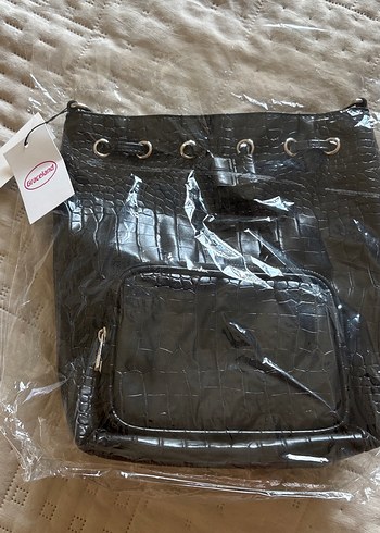 Deichmann Siyah Yılan Derisi Desenli Kadın Deri Çanta