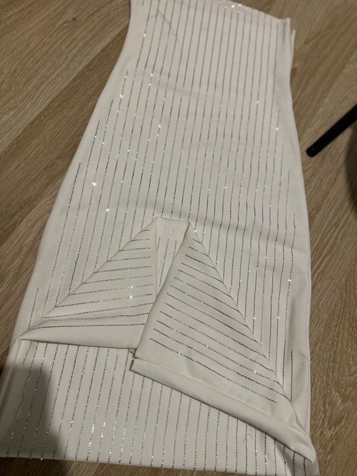 Kadın beyaz Pilili elbise - Görsel 2