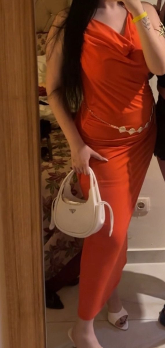 Drapeli Kırmızı Uzun Kadın Elbise - Görsel 2