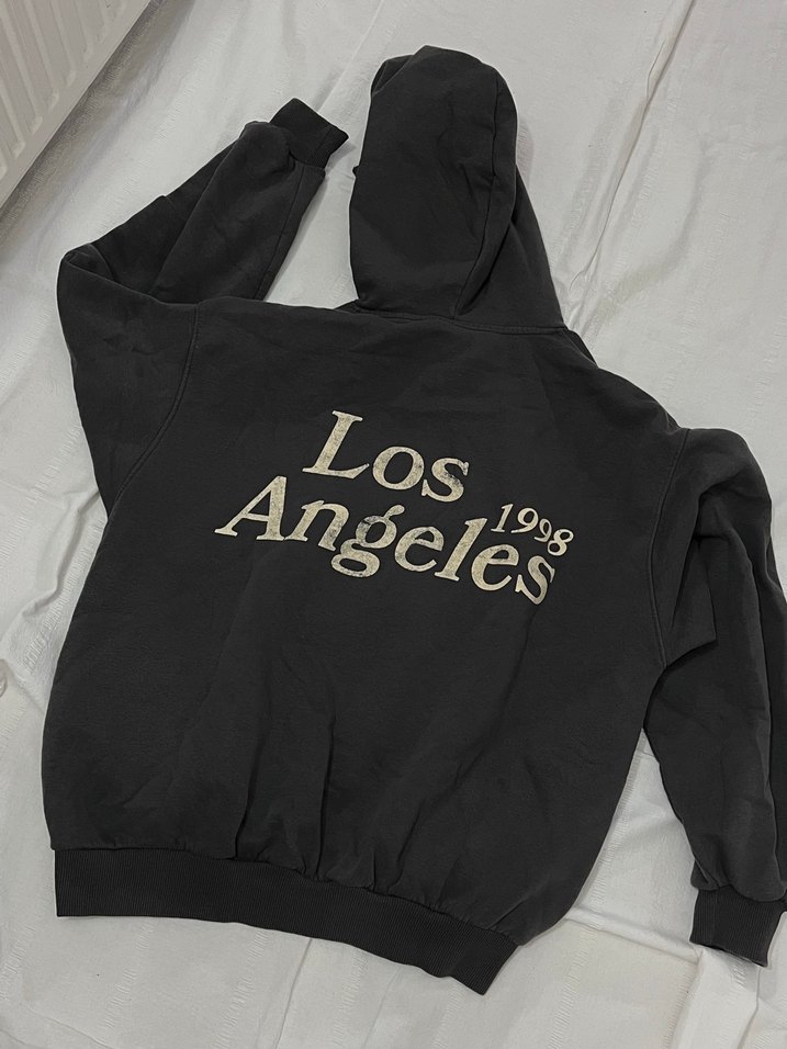 Bershka Siyah Kapüşonlu Sweatshirt — görsel 2/5