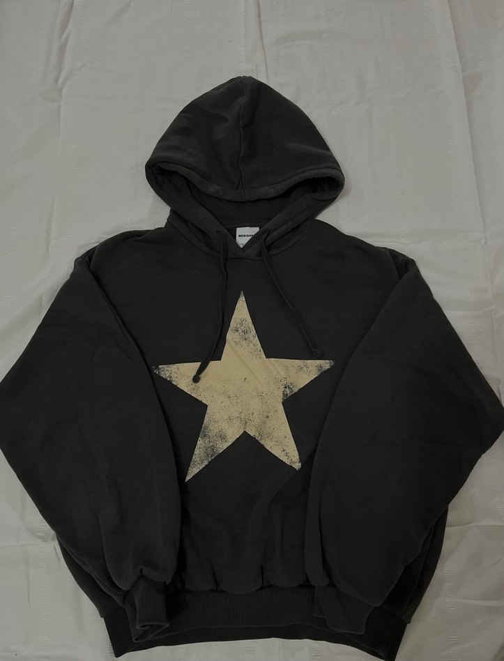 Bershka Siyah Kapüşonlu Sweatshirt — görsel 5/5