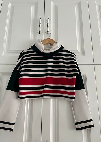 s Beden Çizgili Yarım Balıkçı Yaka Kısa Sweatshirt