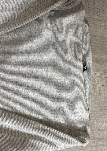 Gri Kadın Uzun Kollu Bluz - Görsel 2