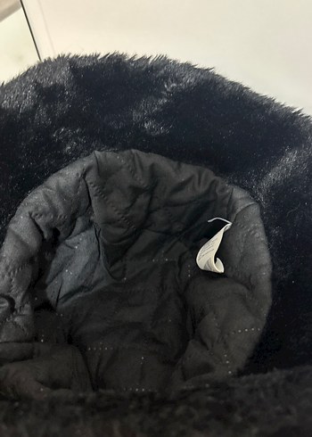 Siyah Kadın Kürklü Şapka - Görsel 3