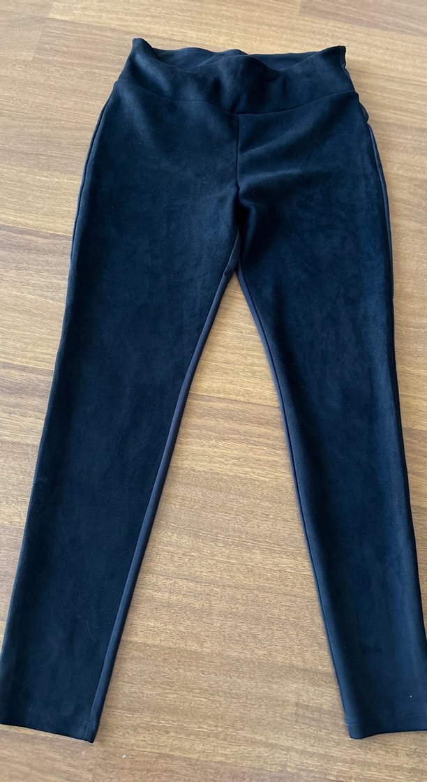 Siyah önü süet arka parlak kumaş Tayt - Görsel 2