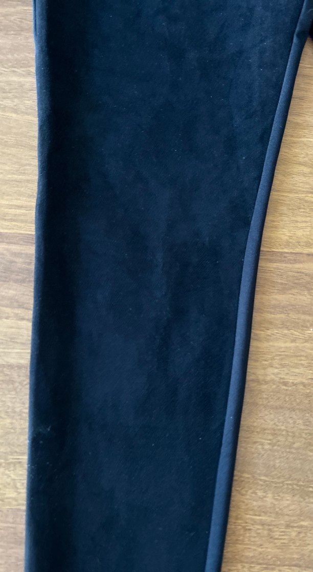 Siyah önü süet arka parlak kumaş Tayt - Görsel 3