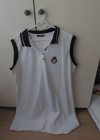 LC Waikiki Tenisçi elbisesi.