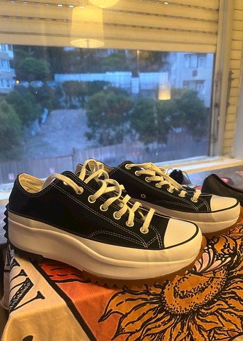 Converse ürünü