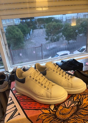 Alexander McQueen ürünü