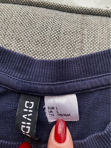 H&M Sweatshirt