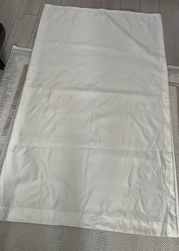 Düz Beyaz Gri Tonlarda Yatak Örtüsü - Görsel 2