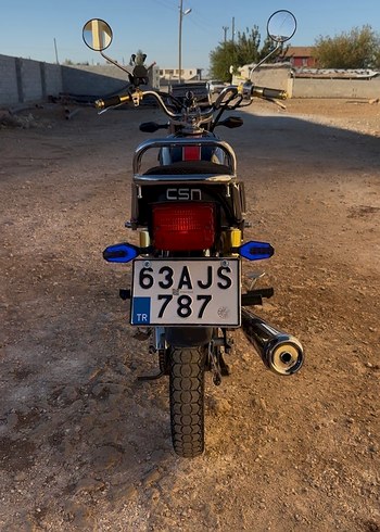 Kahverengi Leopar Desenli Metal Motosiklet Kaskı - Görsel 6