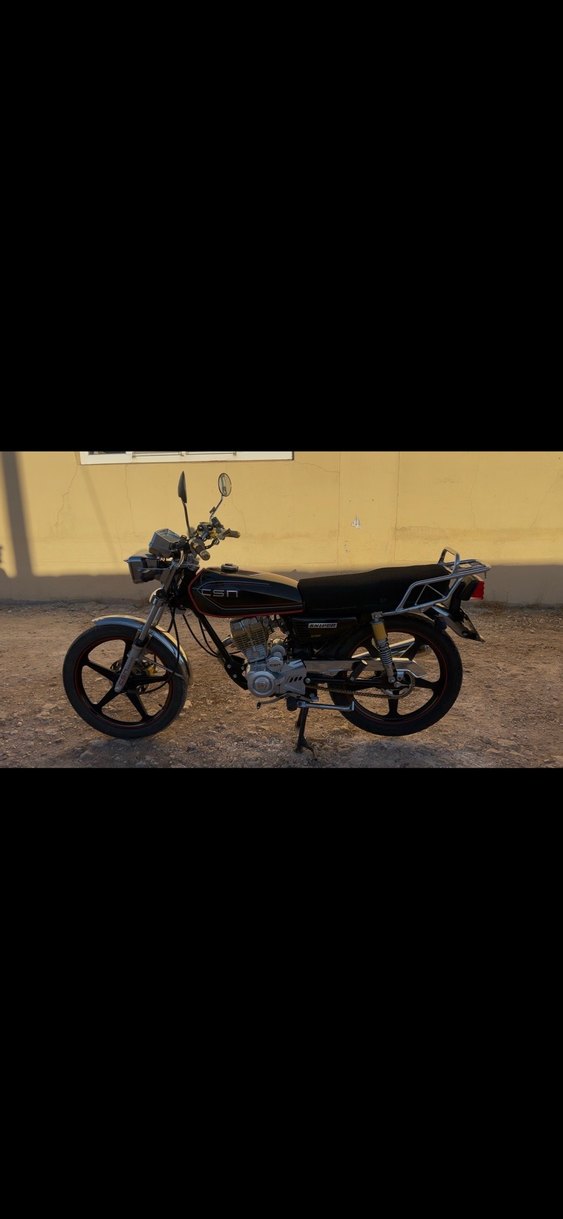 Kahverengi Leopar Desenli Metal Motosiklet Kaskı - Görsel 3