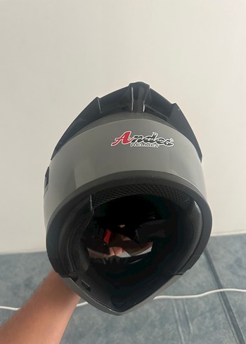 Gri Motosiklet Kaskı - Görsel 3