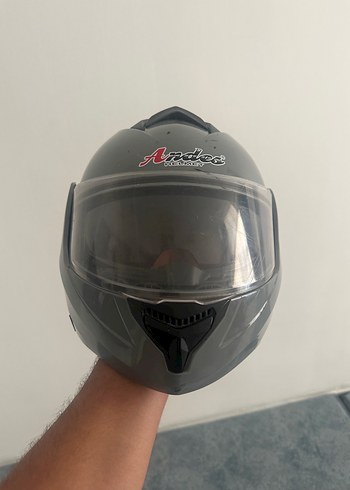 Gri Motosiklet Kaskı - Görsel 5