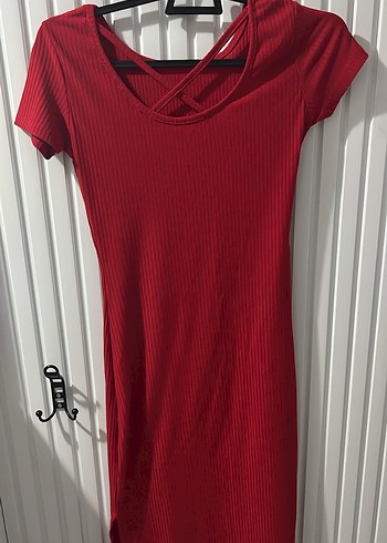Kısa Kollu Kırmızı Midi Elbise - Görsel 2