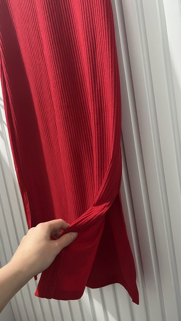 Kısa Kollu Kırmızı Midi Elbise - Görsel 3