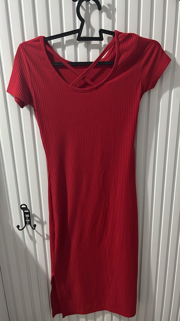 Kısa Kollu Kırmızı Midi Elbise - Görsel 2