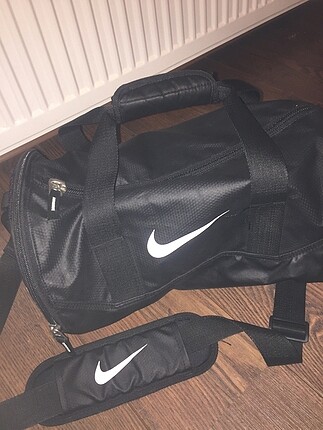 Nike Spor Cantasi