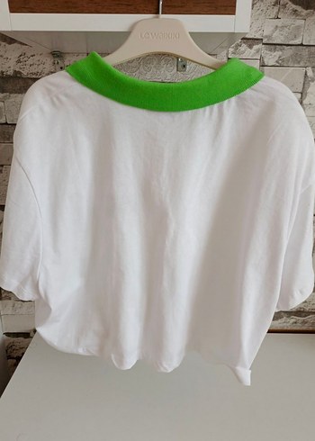 Yeşil Yaka Baskılı Tişört - Görsel 2