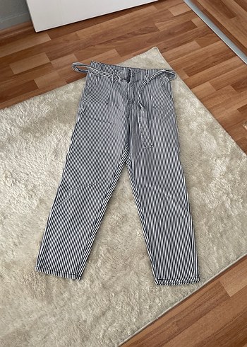 Gri Çizgili Kadın Denim Kemerli Pantolon