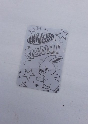 Standart Beden Beden beyaz Renk Minji Photocard arkalı önlü
