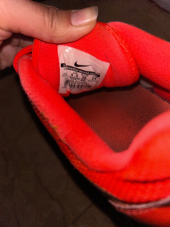 Kırmızı Bağcıklı Kadın Spor Ayakkabısı - Görsel 2