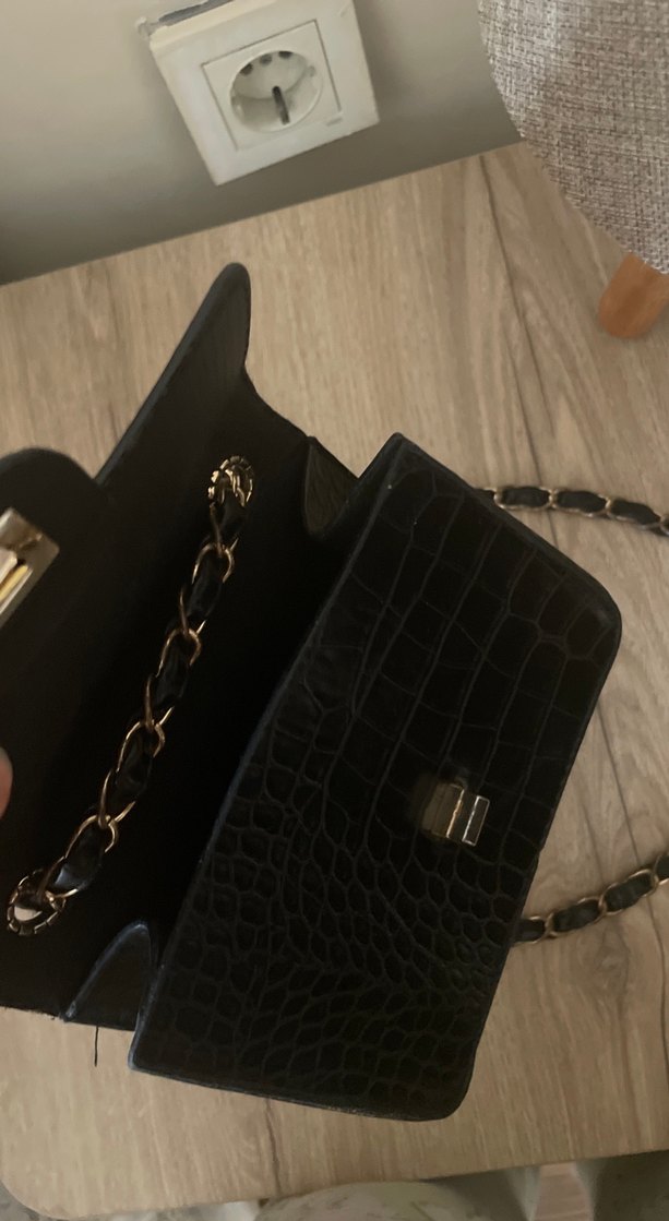 Siyah Deri Zincir Detaylı Kadın Çanta - Görsel 2