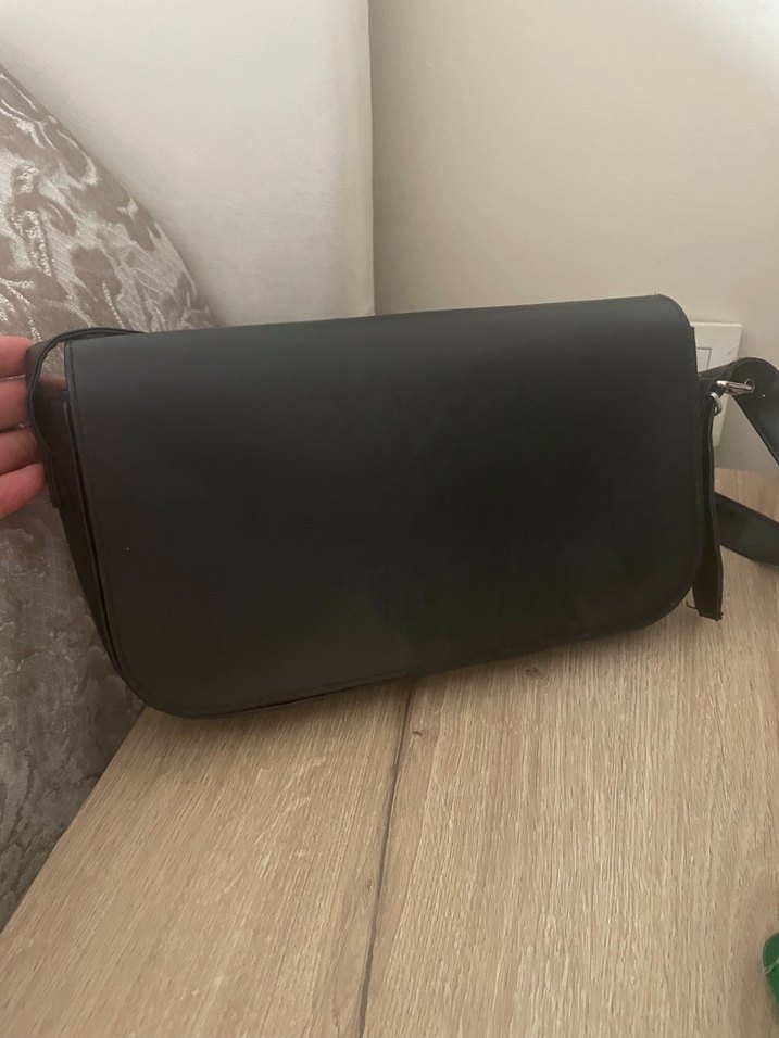 Siyah Deri Kadın Omuz Çantası - Görsel 2