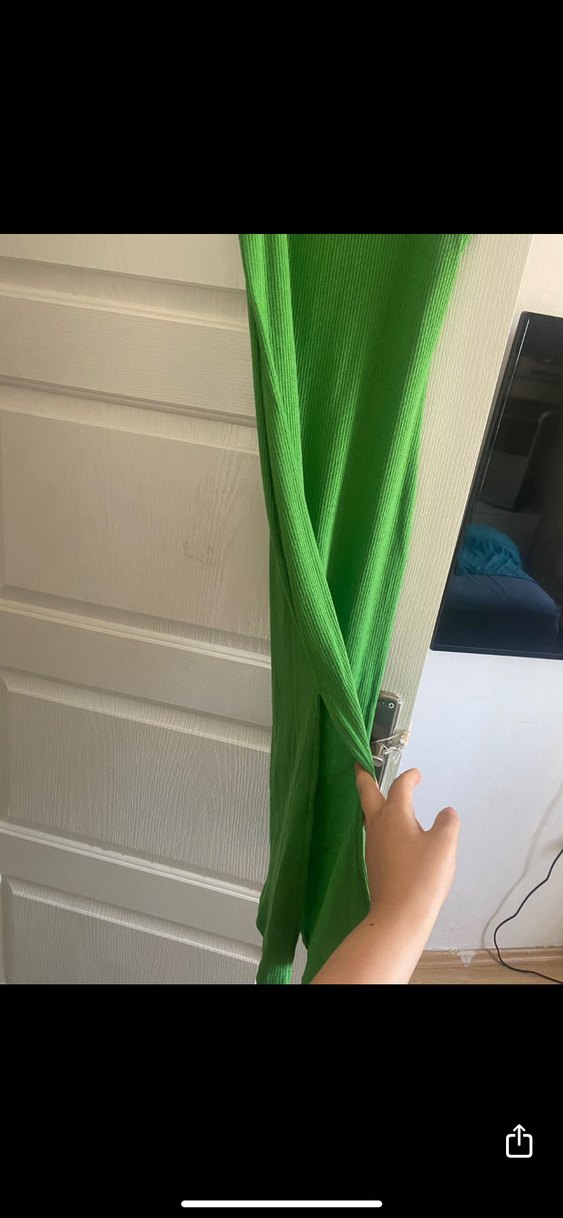 Yeşil Drapeli Uzun Kadın Elbise - Görsel 2