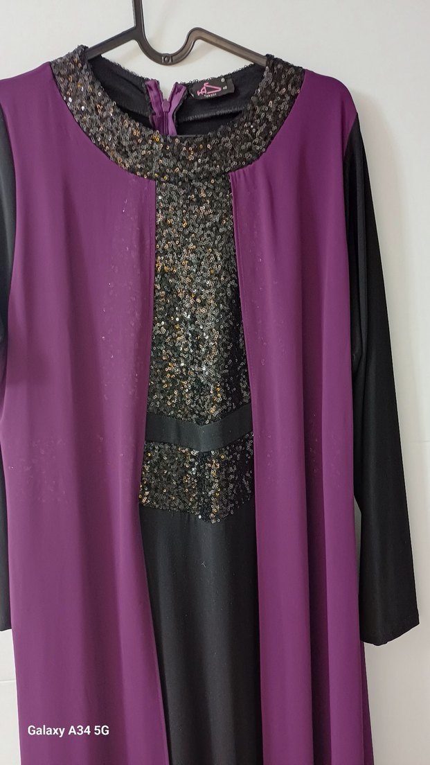 Uzun Mor Gotik Desenli Kadın Elbise - Görsel 2